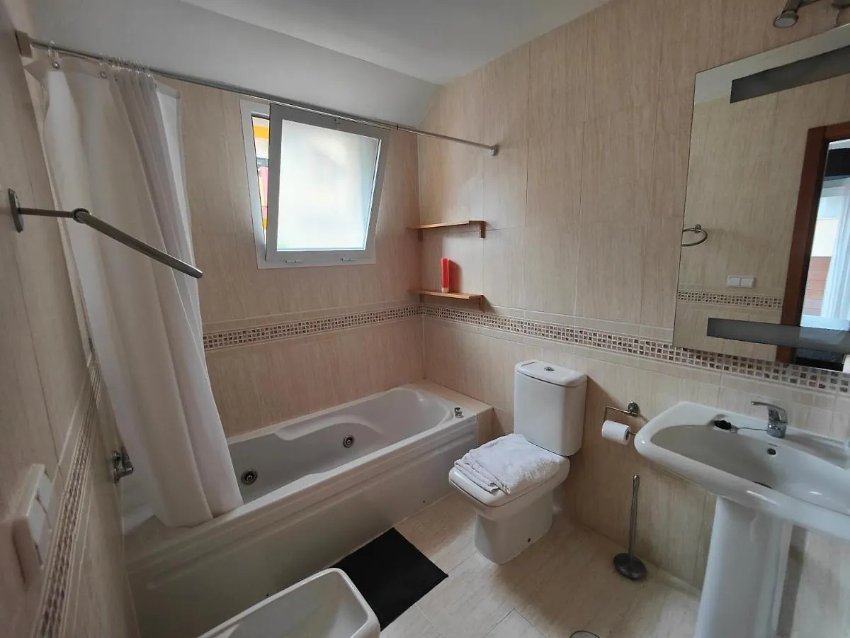 Apartmán Gran Atico En El Centro Cerca De La Playa Fuengirola 0*,  Španělsko